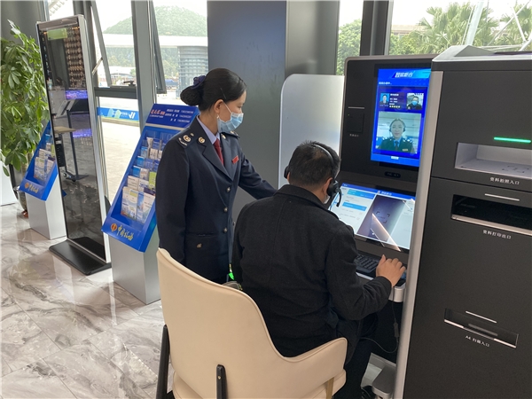 V-Tax智能柜臺入駐新會“稅無憂”驛站，智慧稅務開啟服務新篇章